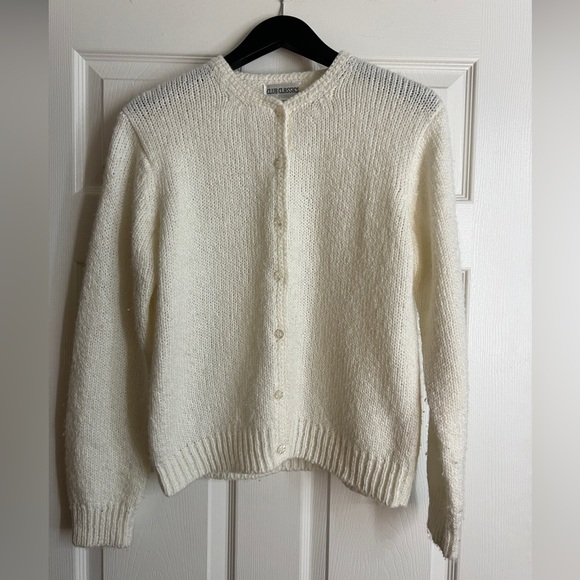 Cream Knit Cardigan with Flower decal buttons - Picture 1 of 6